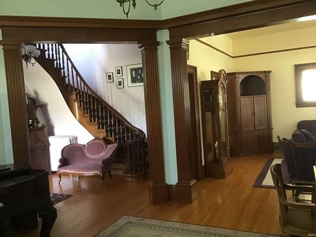 103 E Washington Street, Winamac, IN 46996