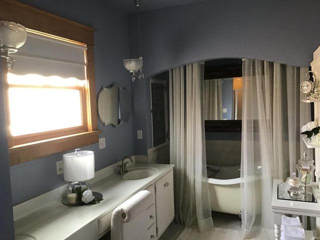 103 E Washington Street, Winamac, IN 46996