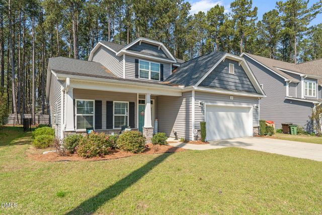 157 Timber Skip Drive, Spring Lake, NC 28390