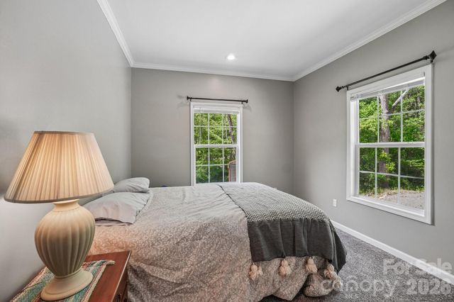590 Willow Lane, Marshall, NC 28753