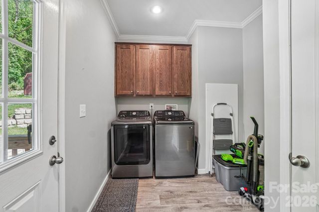 590 Willow Lane, Marshall, NC 28753