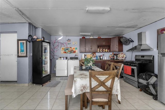 25808 SW 127th Ct Cir, Homestead, FL 33032
