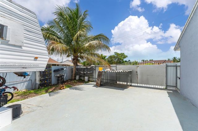 25808 SW 127th Ct Cir, Homestead, FL 33032