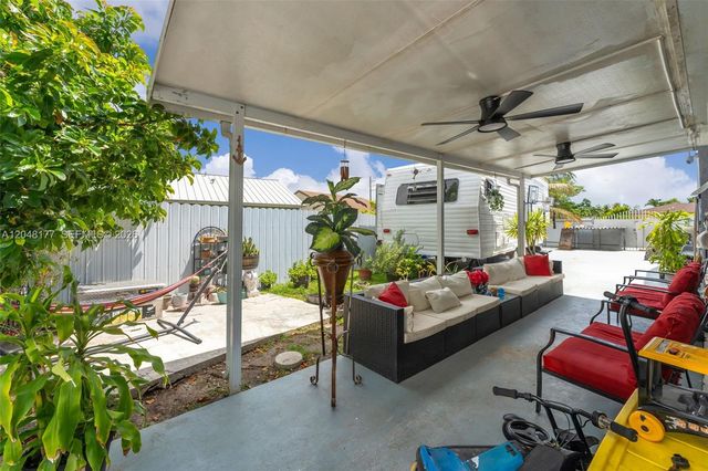 25808 SW 127th Ct Cir, Homestead, FL 33032