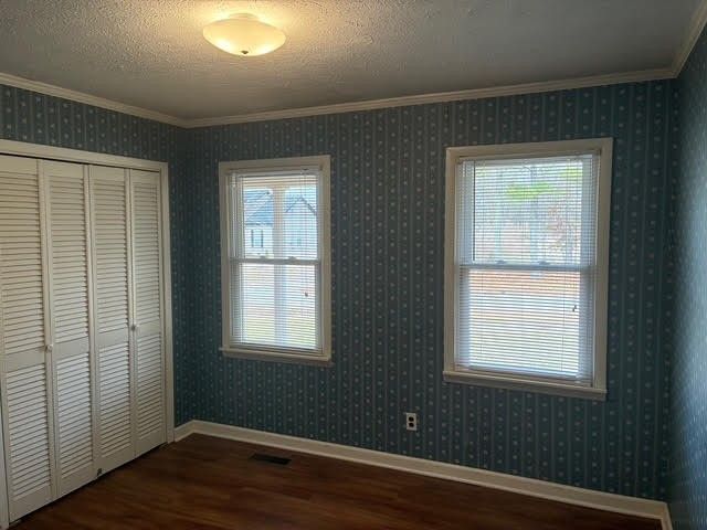 135 Beechwood Ave, Cornersville, TN 37047