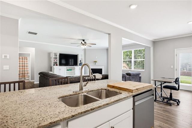 371 Highgrove Way, Dallas, GA 30157