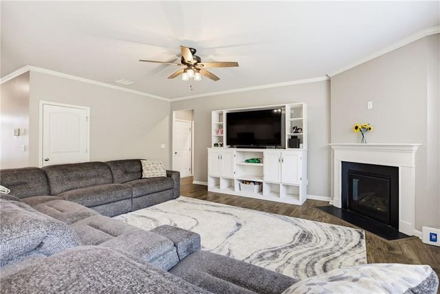 371 Highgrove Way, Dallas, GA 30157