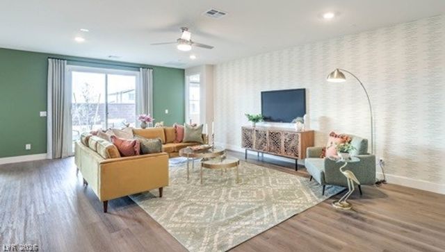 1404 Kaylis Cove Place, North Las Vegas, NV 89084