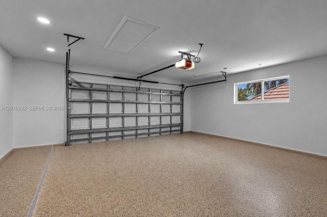 101 El Dorado Parkway, Plantation, FL 33317