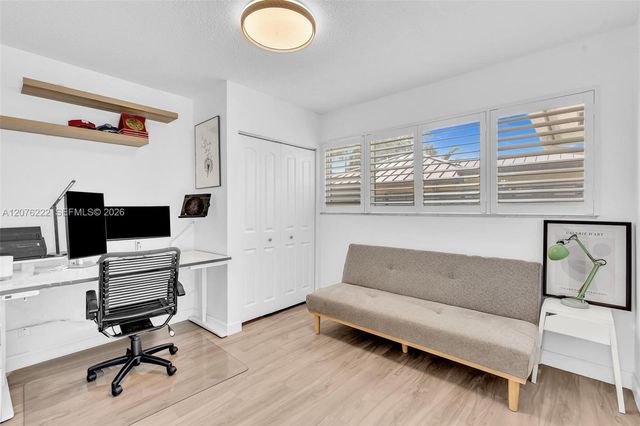 101 El Dorado Parkway, Plantation, FL 33317