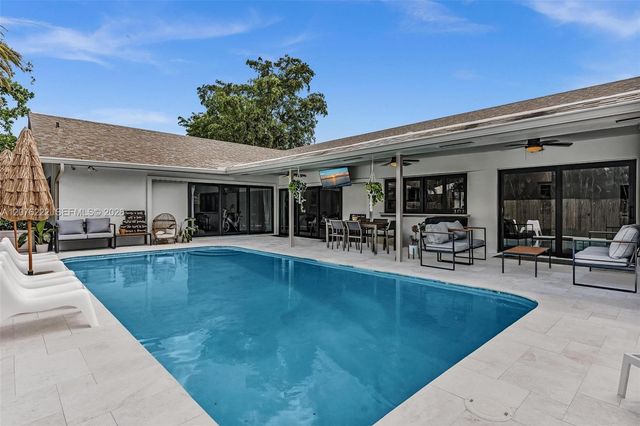 101 El Dorado Parkway, Plantation, FL 33317