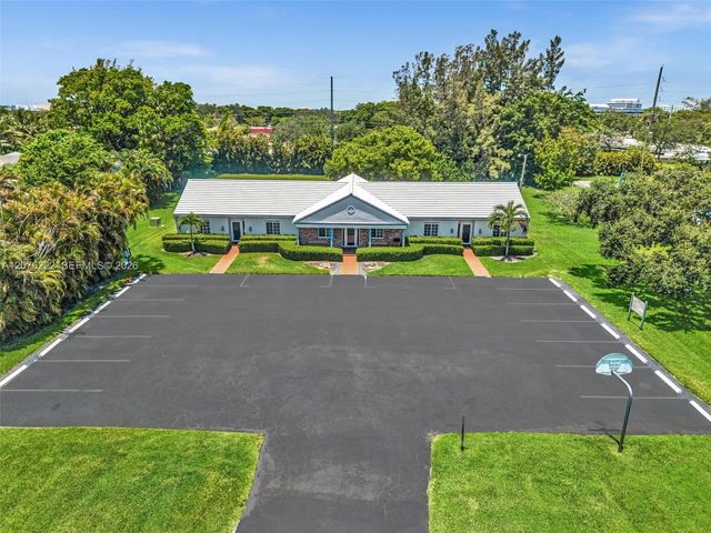 101 El Dorado Parkway, Plantation, FL 33317