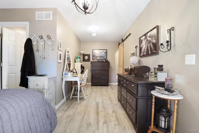 585 Evergreen Lane, Saginaw, MI 48604