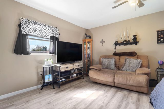 585 Evergreen Lane, Saginaw, MI 48604