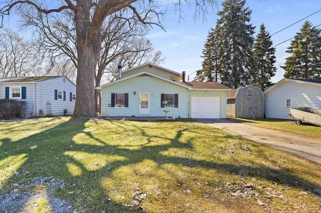 585 Evergreen Lane, Saginaw, MI 48604