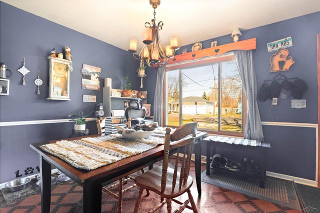 585 Evergreen Lane, Saginaw, MI 48604