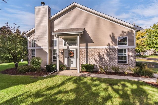 1521 Brittania Way, Roselle, IL 60172