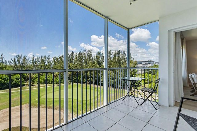 3150 N Palm Aire Drive 705, Pompano Beach, FL 33069