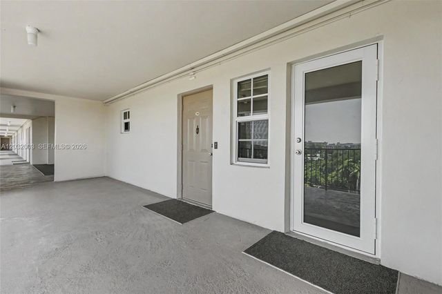 3150 N Palm Aire Drive 705, Pompano Beach, FL 33069