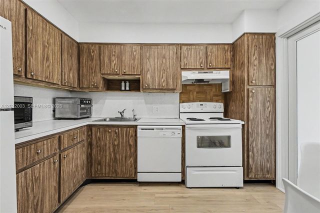 3150 N Palm Aire Drive 705, Pompano Beach, FL 33069