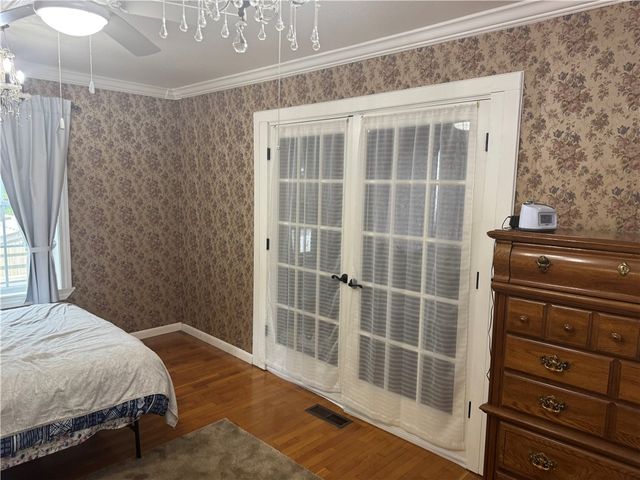 523 W Stephenson Avenue, Harrison, AR 72601