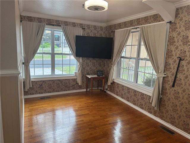523 W Stephenson Avenue, Harrison, AR 72601
