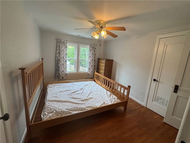 523 W Stephenson Avenue, Harrison, AR 72601