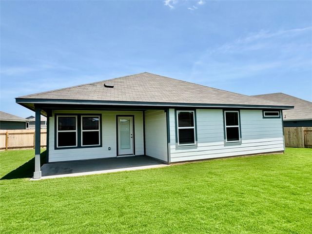 147 Bonnellis Roost, Alum Creek, TX 78612