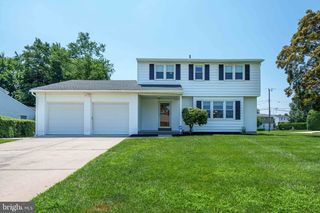 2620 BELAIRE DR, Wilmington, DE 19808