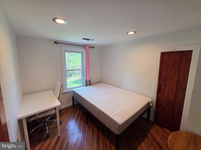 7134 DOGWOOD RD, Windsor Mill, MD 21244