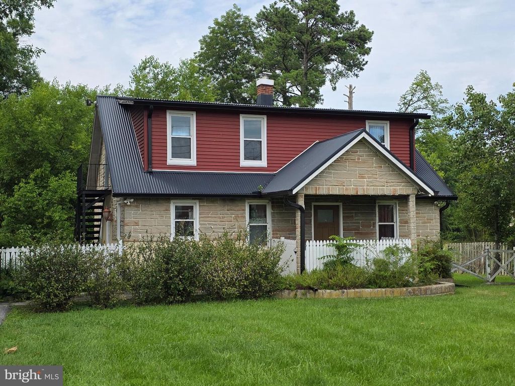 7134 DOGWOOD RD, Windsor Mill, MD 21244
