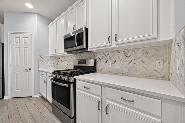 21610 Avalon Queen Drive, Spring, TX 77379