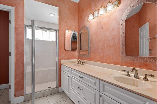 137 MADRONA DRIVE, Eustis, FL 32726