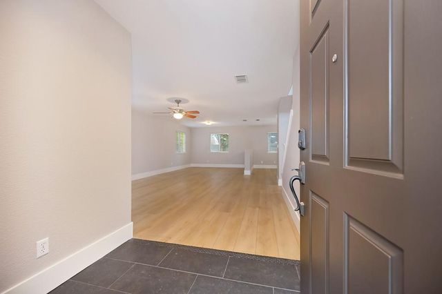 4313 Narraganset Way, Mather, CA 95655