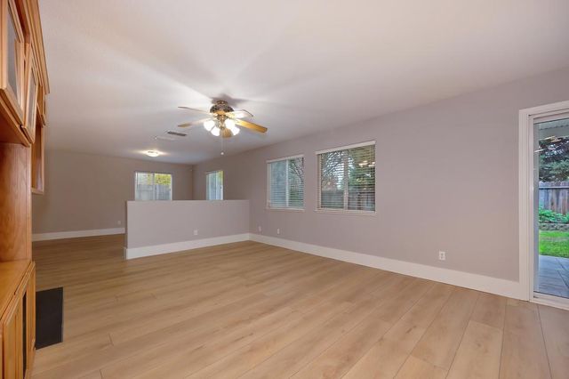 4313 Narraganset Way, Mather, CA 95655