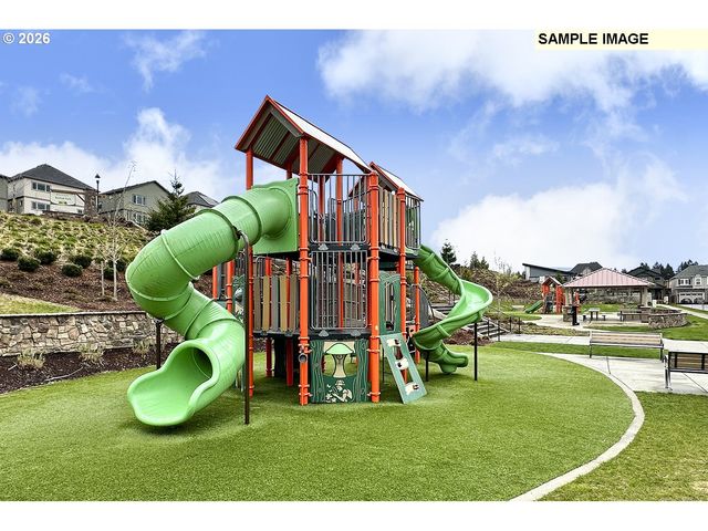 16687 Sw NOOSA Ct, Portland, OR 97224