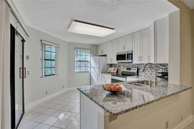 6698 Montego Bay Boulevard D, Boca Raton, FL 33433