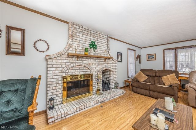 81 James Road, Fleming, OH 45729