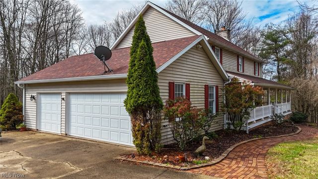 81 James Road, Fleming, OH 45729