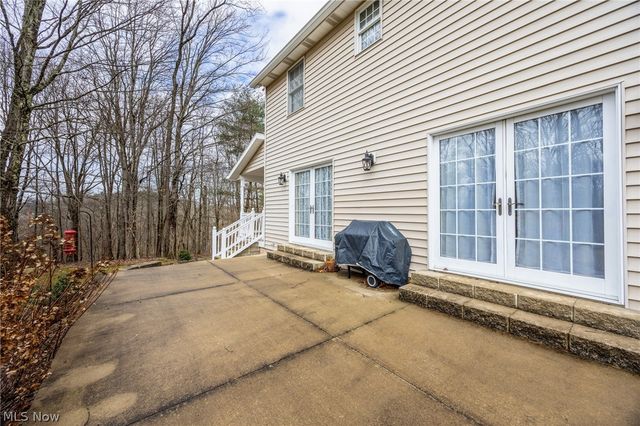 81 James Road, Fleming, OH 45729