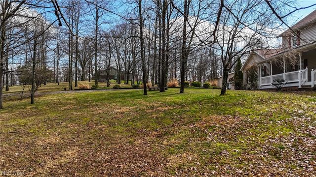 81 James Road, Fleming, OH 45729