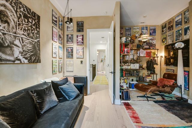 1529 Barton Springs RD 7, Austin, TX 78704