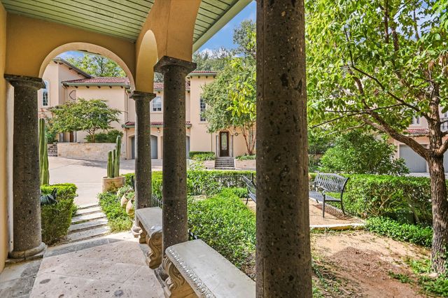 1529 Barton Springs RD 7, Austin, TX 78704