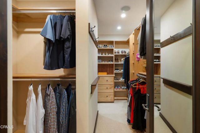 5065 Indianola Way, La Canada Flintridge, CA 91011