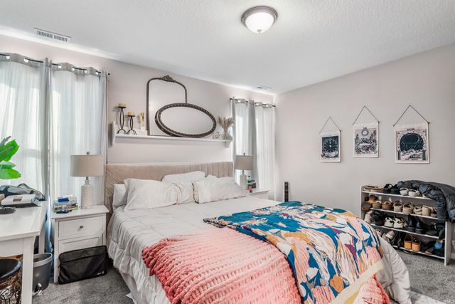 15384 Delphinium Place, Huntertown, IN 46748