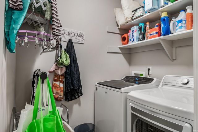 15384 Delphinium Place, Huntertown, IN 46748