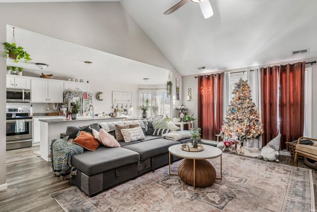 15384 Delphinium Place, Huntertown, IN 46748