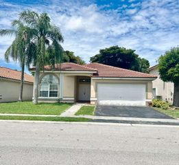 2585 NW 79th Avenue, Margate, FL 33063