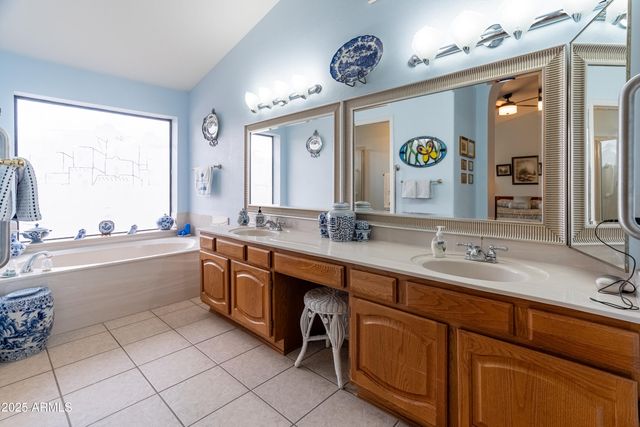 9414 W TONTO Lane, Peoria, AZ 85382