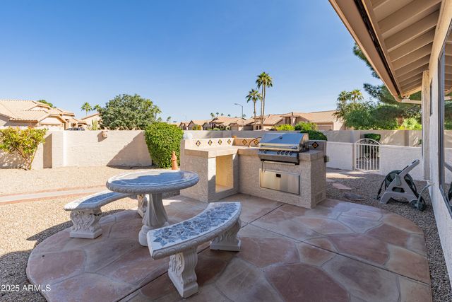 9414 W TONTO Lane, Peoria, AZ 85382